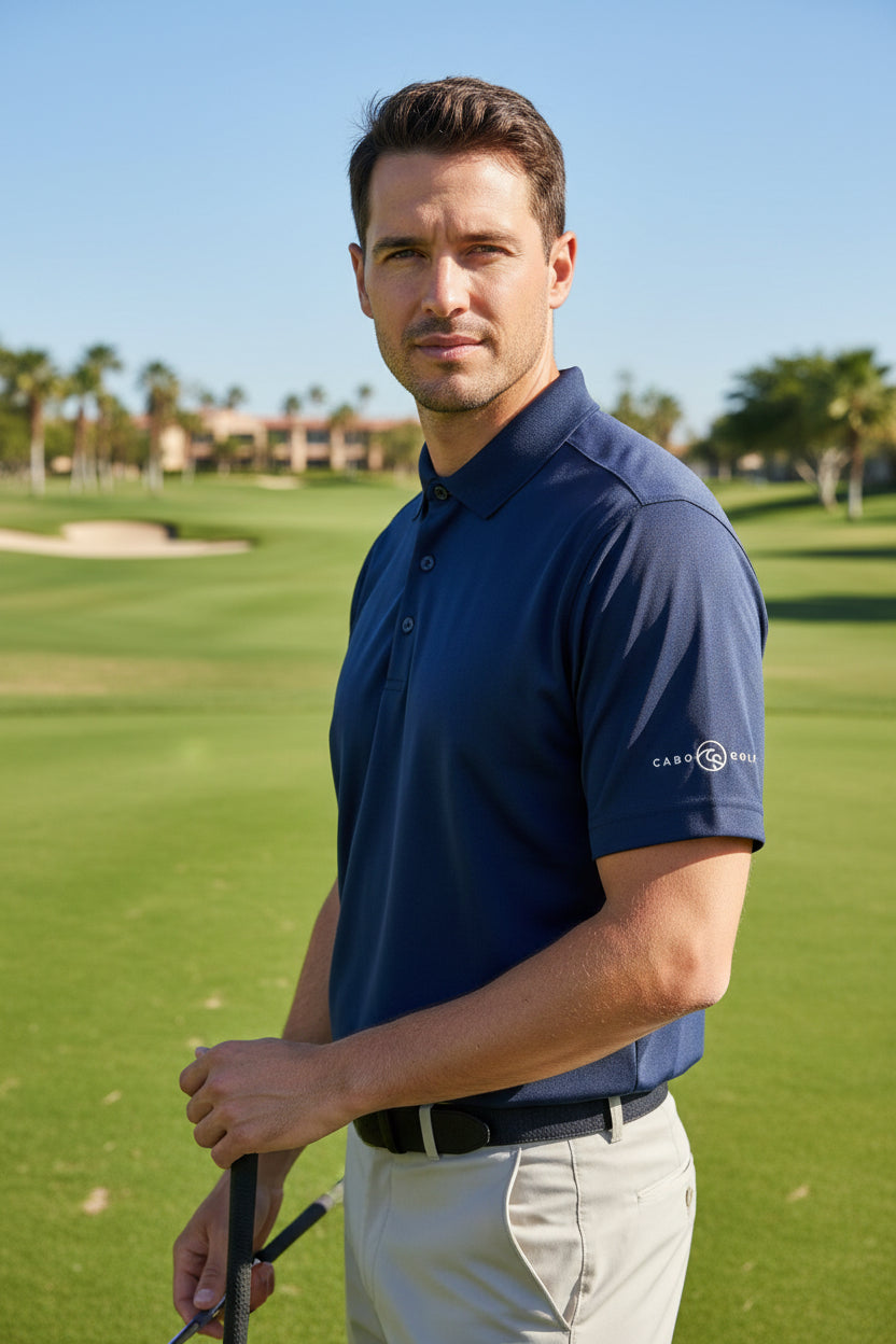 Polo golf azul marino hombre premium campo Los Cabos Cabostyle