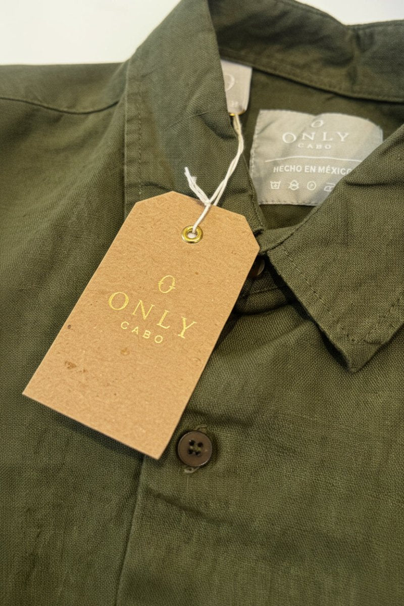 Camisa Manga Larga Premium en Lino Olivo para Caballero | Only Cabo® Los Cabos - Cabostyle Store