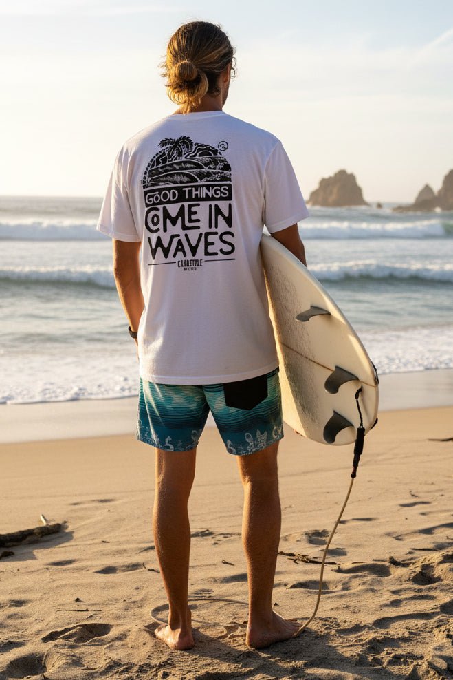 Playera Blanca COME IN WAVES 100% Algodón | Cabostyle - Cabostyle Store