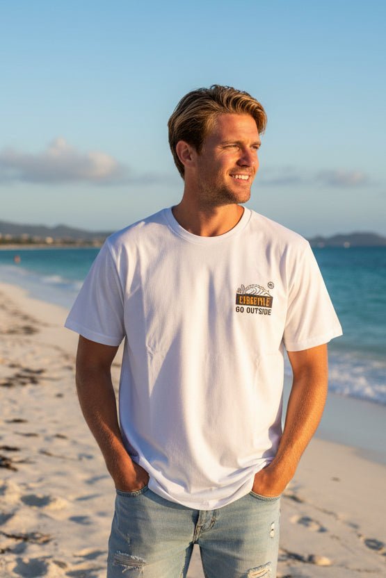 Playera Blanca GO OUTSIDE 100% Algodón | Cabostyle - Cabostyle Store